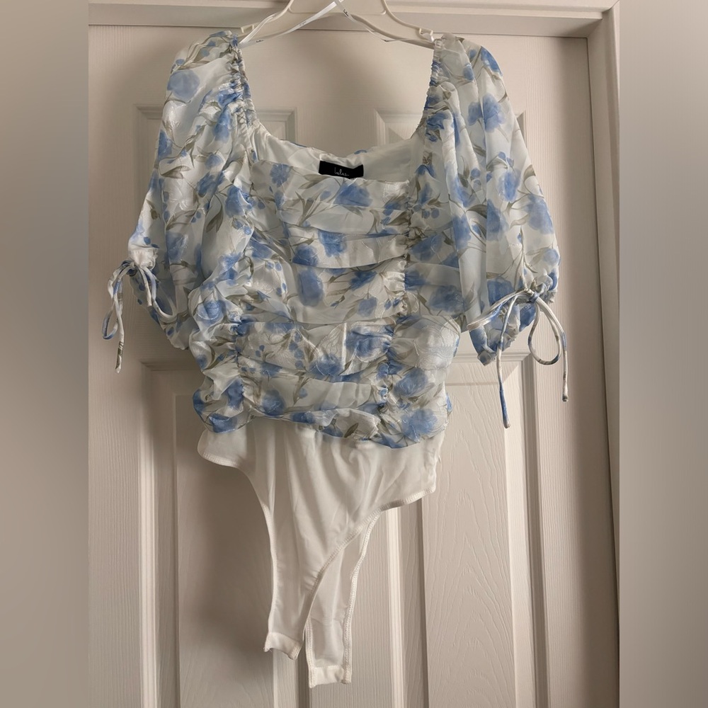 Floral Blue and White Women's Top